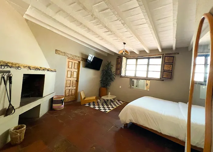 Ombligo Connection House (Adults Only)